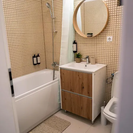 Caluna Near Center Bucarest