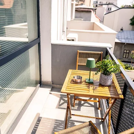 Caluna Near Center Βουκουρέστι