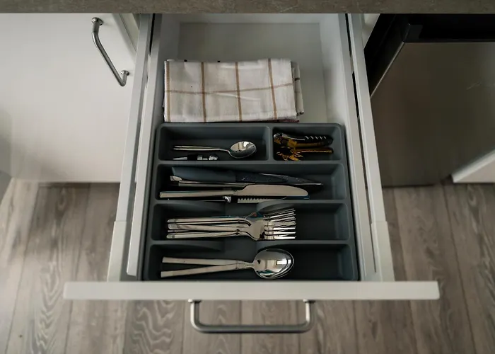 Caluna Near Center Апартаменти *